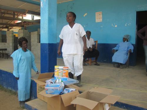 Ebola-Supplies-Delivered3-to-Clinic