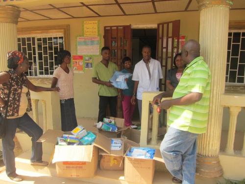Ebola-Supplies-Delivered5-to-Clinic