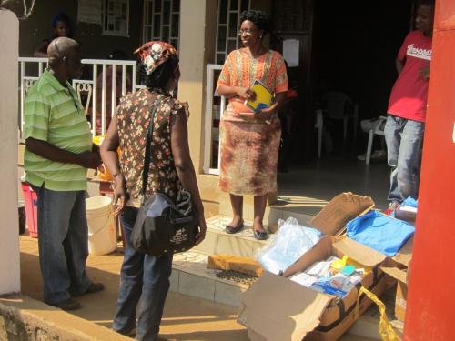 Ebola-Supplies-Delivered8-to-Clinic