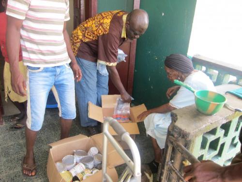 Ebola-Supplies-Delivered9.1-to-Widows