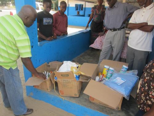 Sorting-Ebola-Supplies3